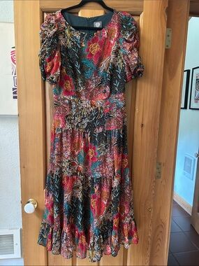 Vince Camuto Floral Tiered Midi Dress in Multicolor